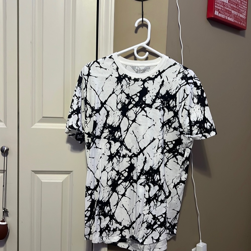 White Tie-Dye Mens Medium T-Shirt Rue21